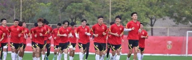 U24亚运队热身一球小胜 陶强龙直接任意球建功