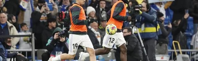 华体会一键直达-【西甲】围攻全场难破铁壁，皇家马德里0-0皇家社会